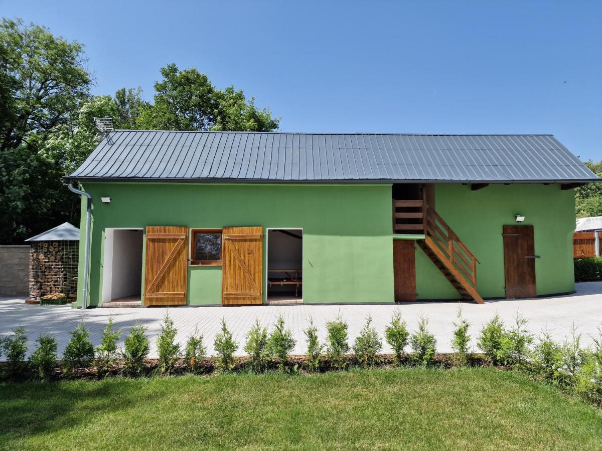 Hajenka Villa Trebivlice Exterior foto