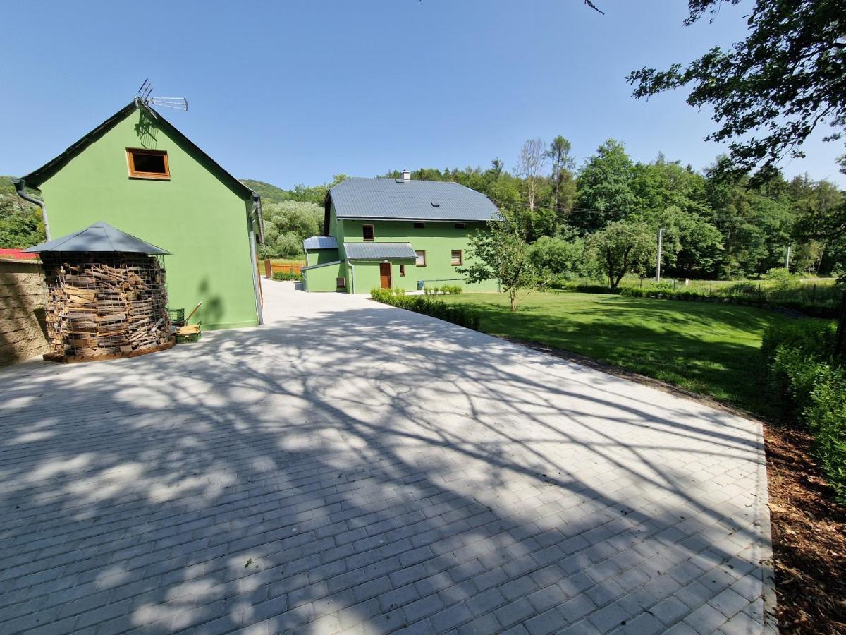 Hajenka Villa Trebivlice Exterior foto